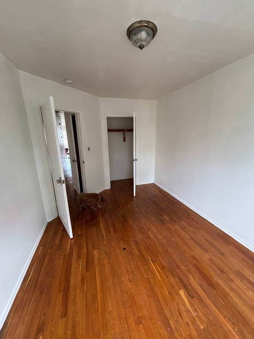 Far Rockaway Townhome: 1035 Gipson St