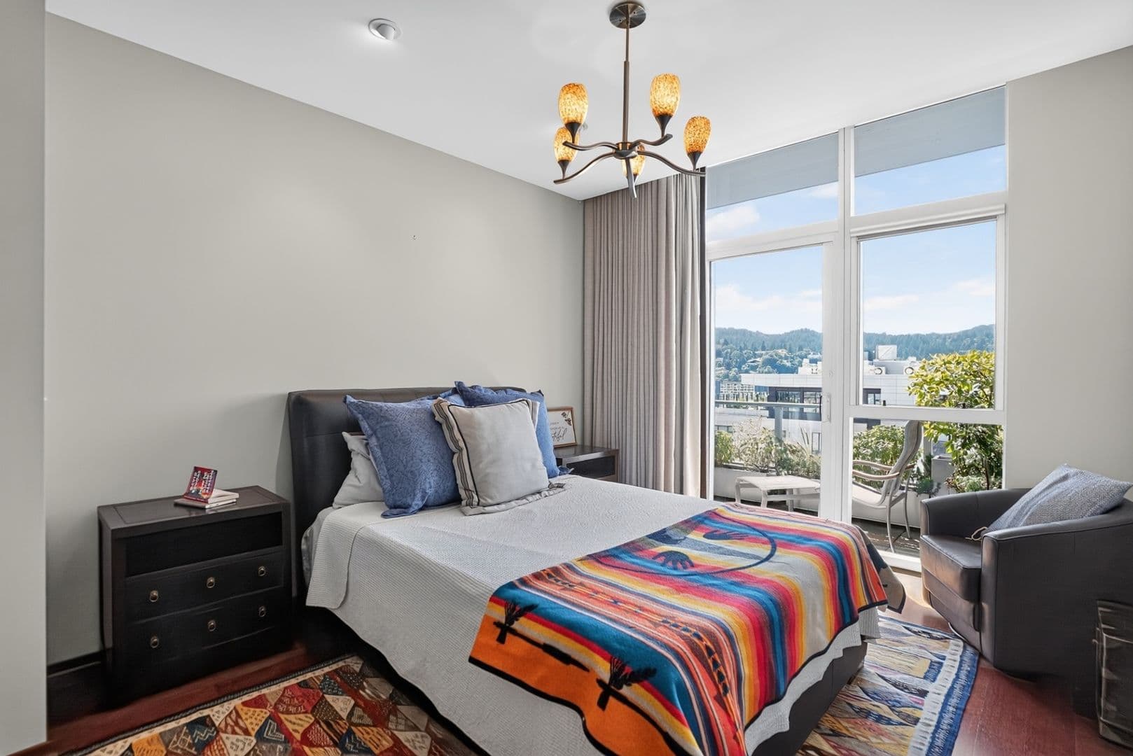 Portland Condo: 1221 Sw 10th Ave