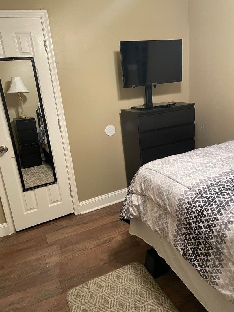 Wilimington Townhome: 1103 W 7th St