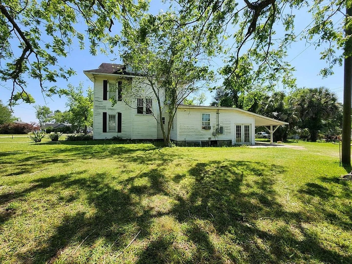 Ocilla House: 314 N Irwin Ave