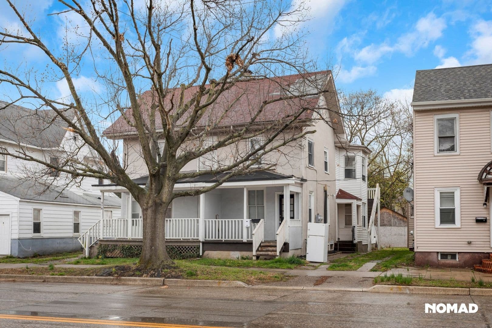 Salem Townhome: 380 E Broadway