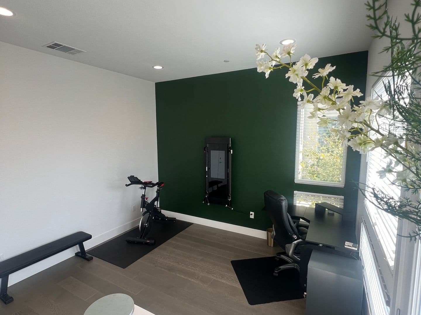Richmond Condo: 814 Marina Way S