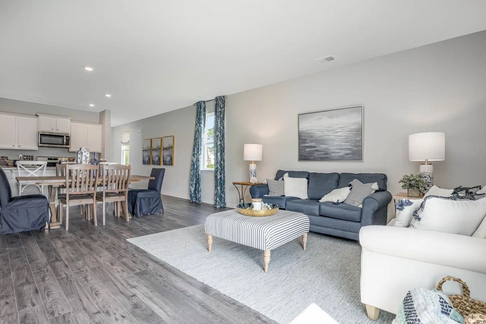 Little River House: 651 Wallace Dr