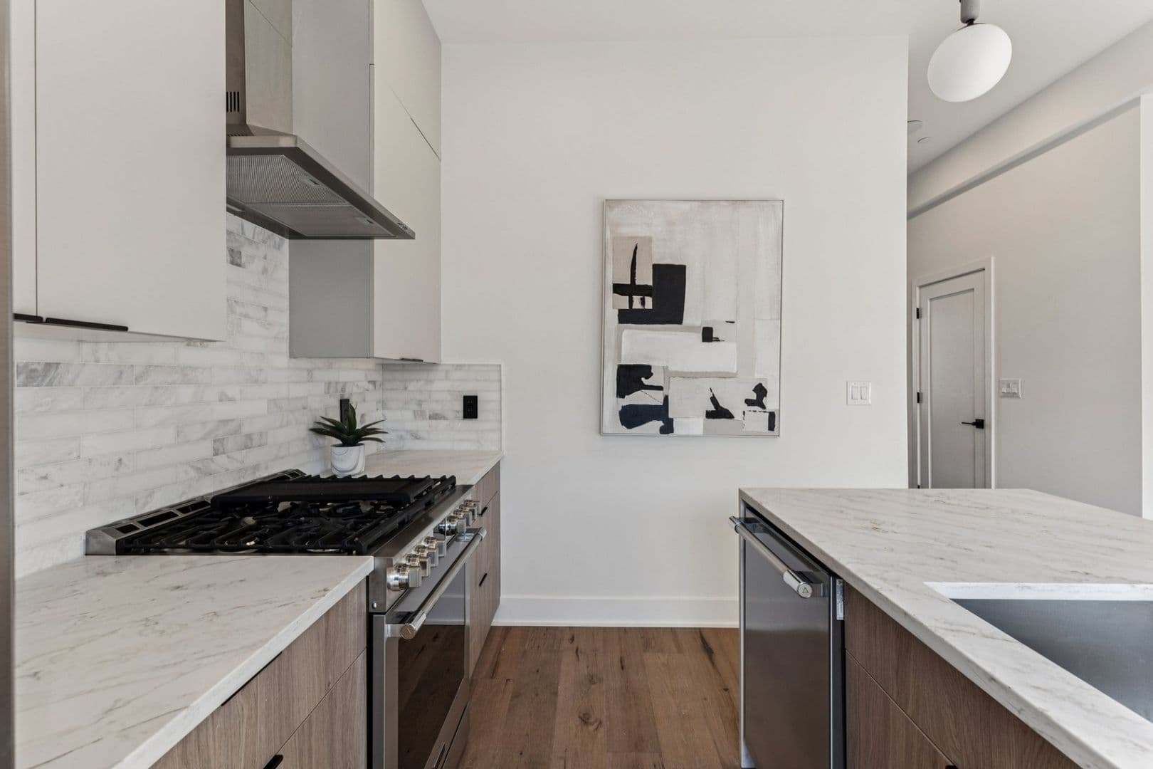 Philadelphia House: 739 N Capitol St