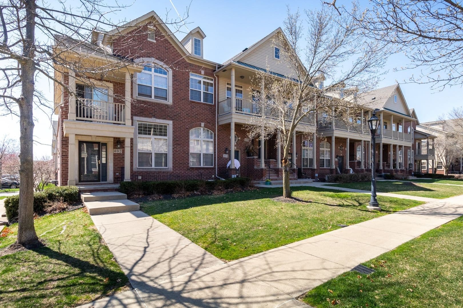 Walled Lake Condo: 422 Old Pine Way
