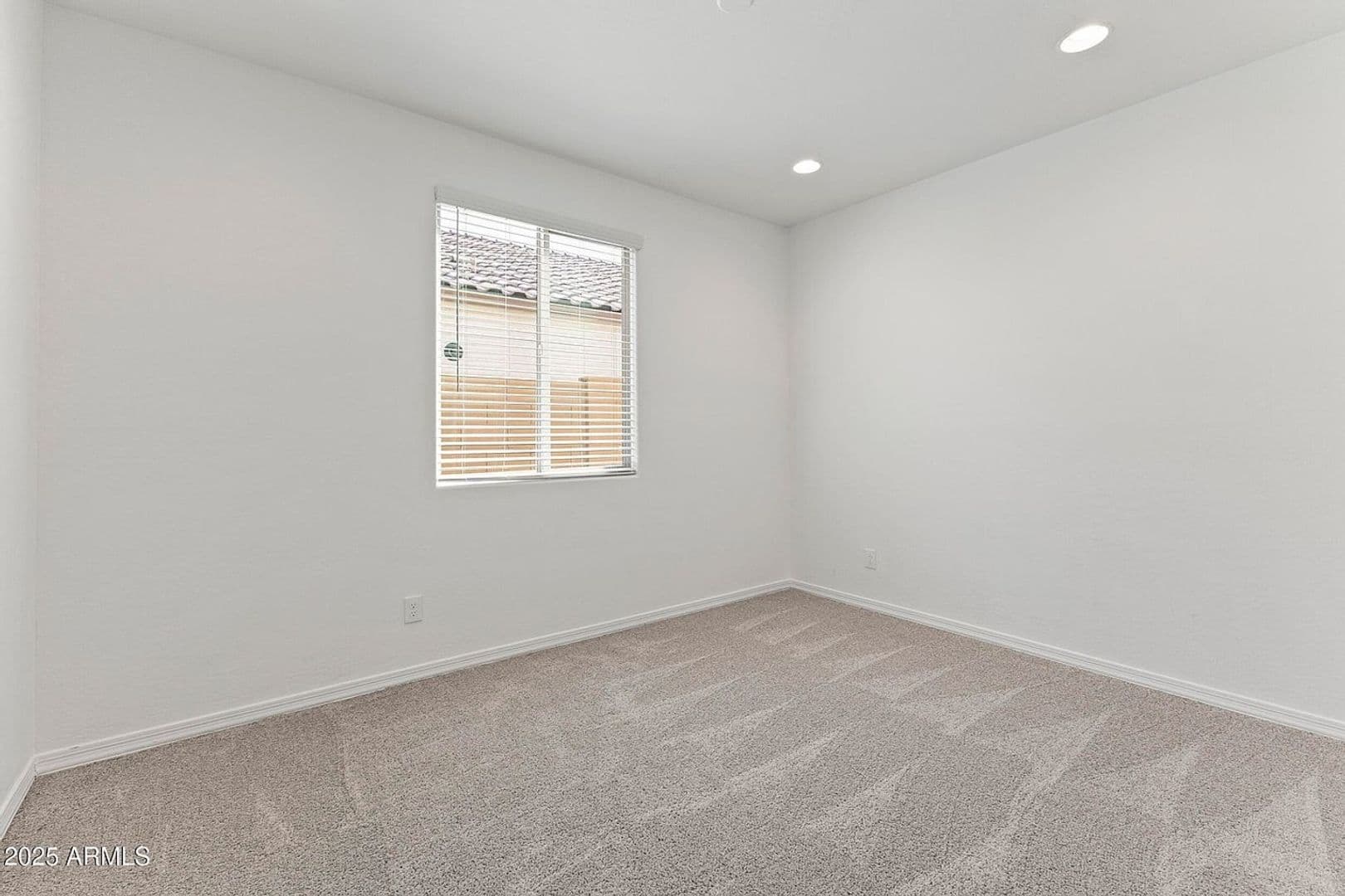 Buckeye House: 25915 W Quail Ave