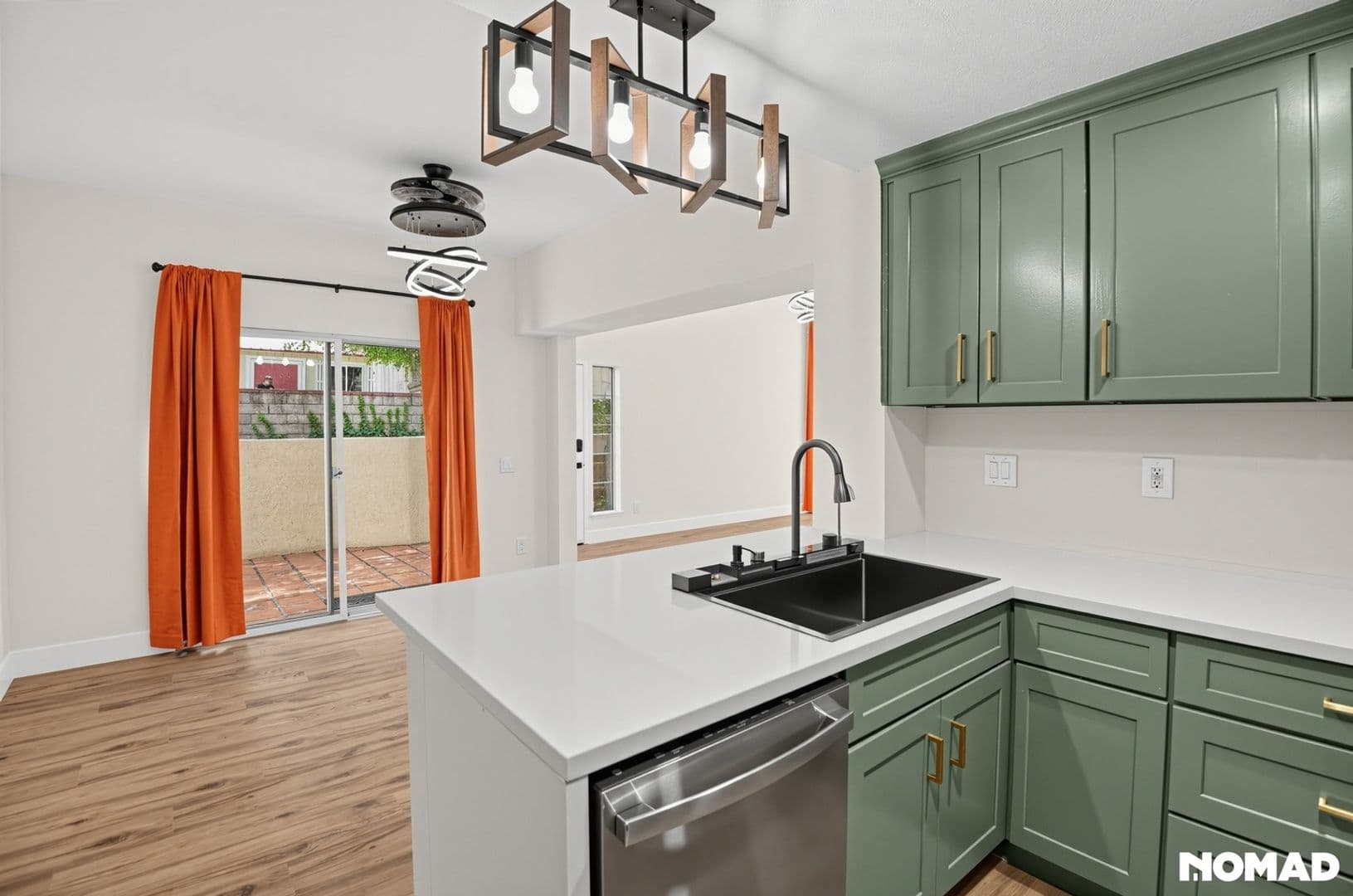Valencia Townhome: 25845 Mcbean Pkwy