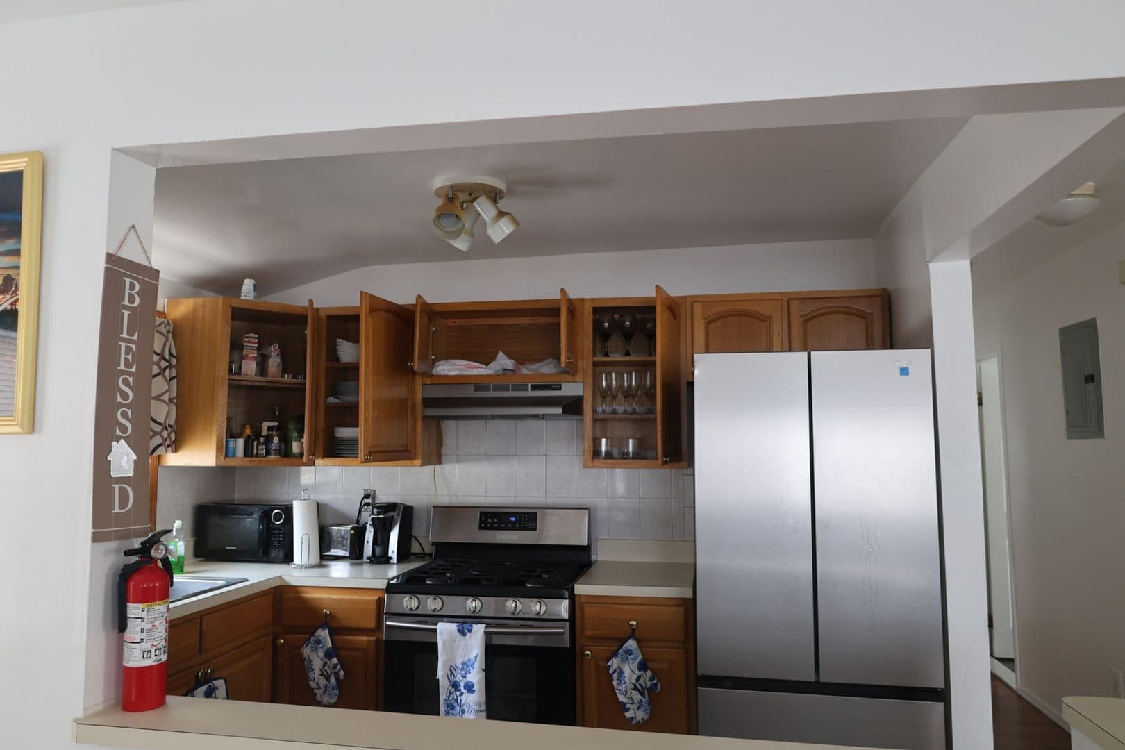 Springfield Gardens Townhome: 23038 147th Ave