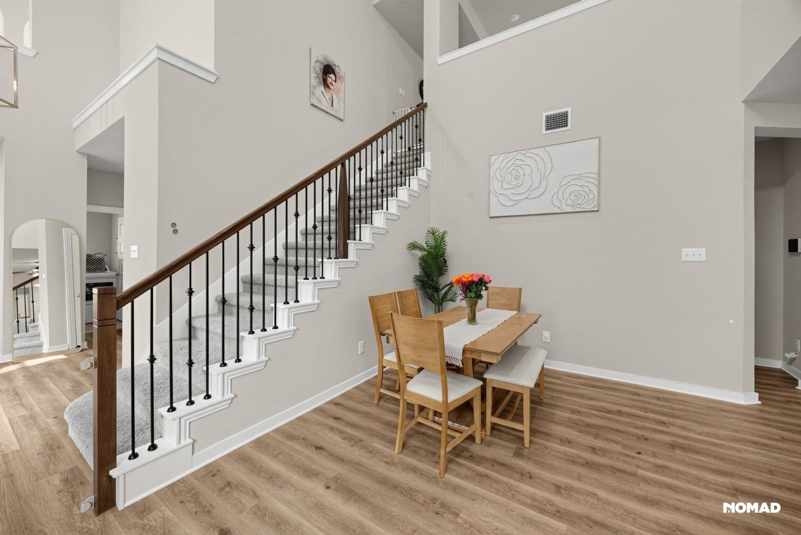 Denison House: 3958 Oak Creek Cir