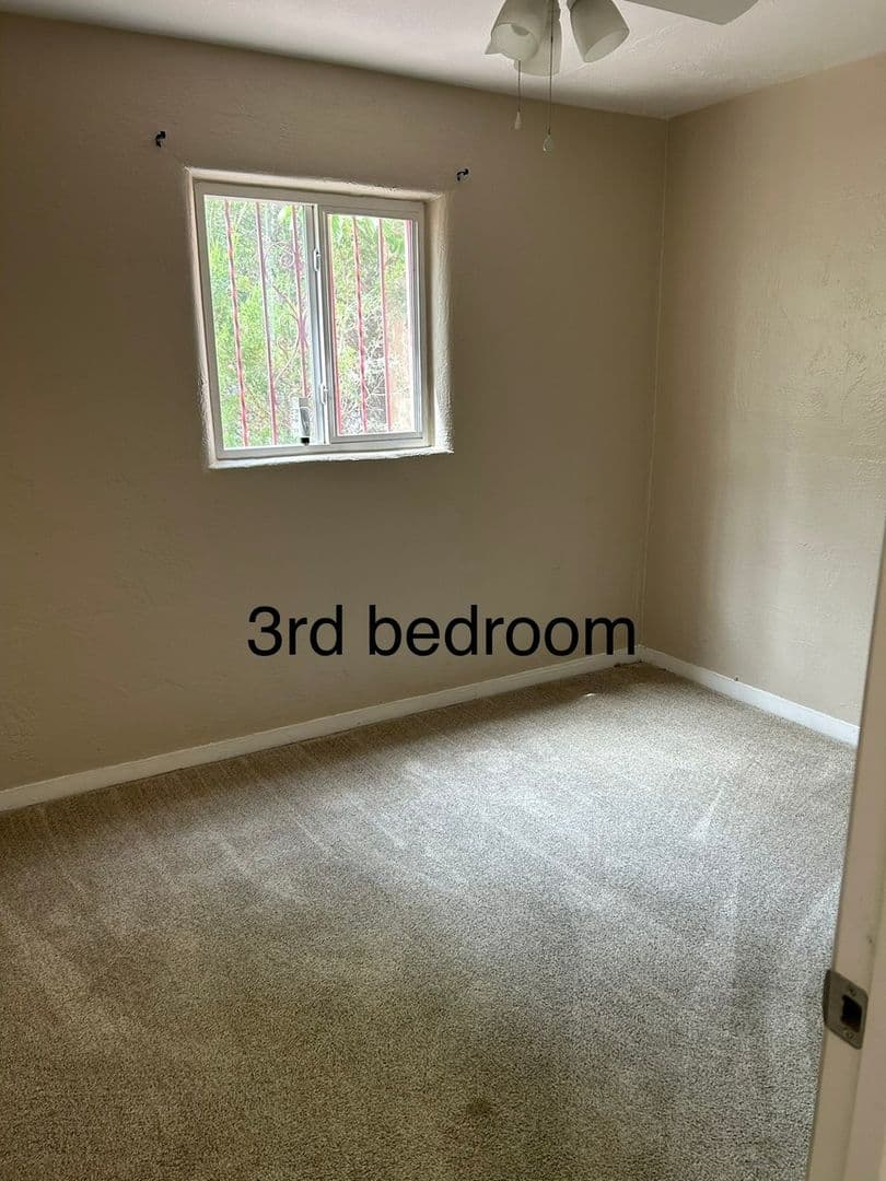 Albuquerque House: 2534 Cagua Dr NE