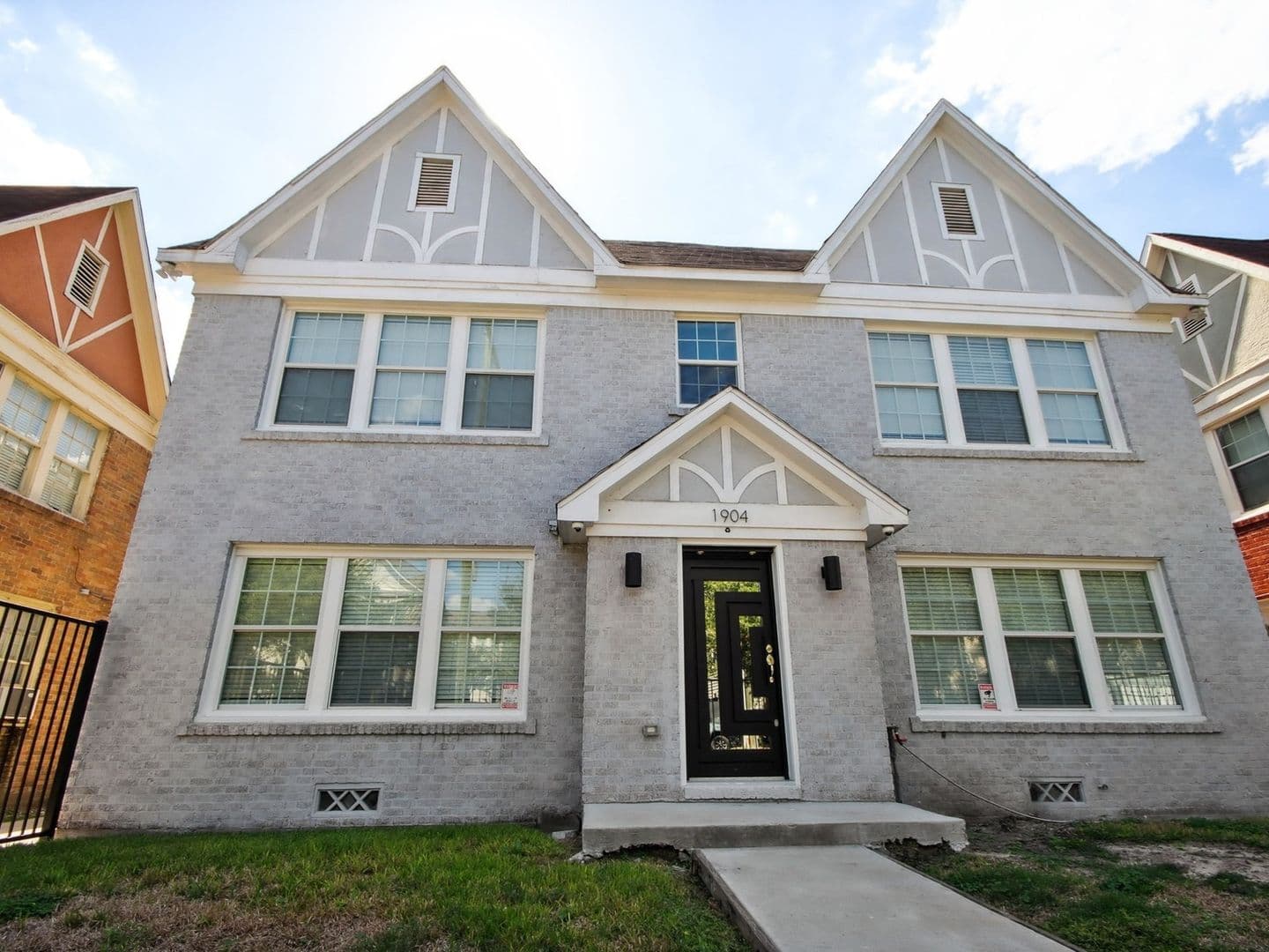 Houston Townhome: 1904 Calumet St