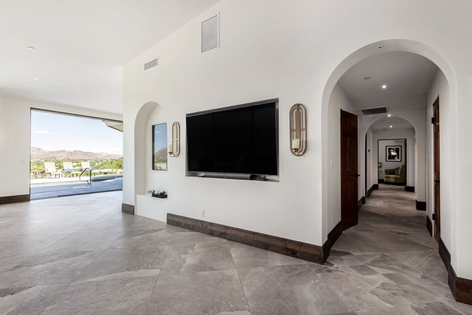 Phoenix House: 5655 N Camelback Canyon Dr