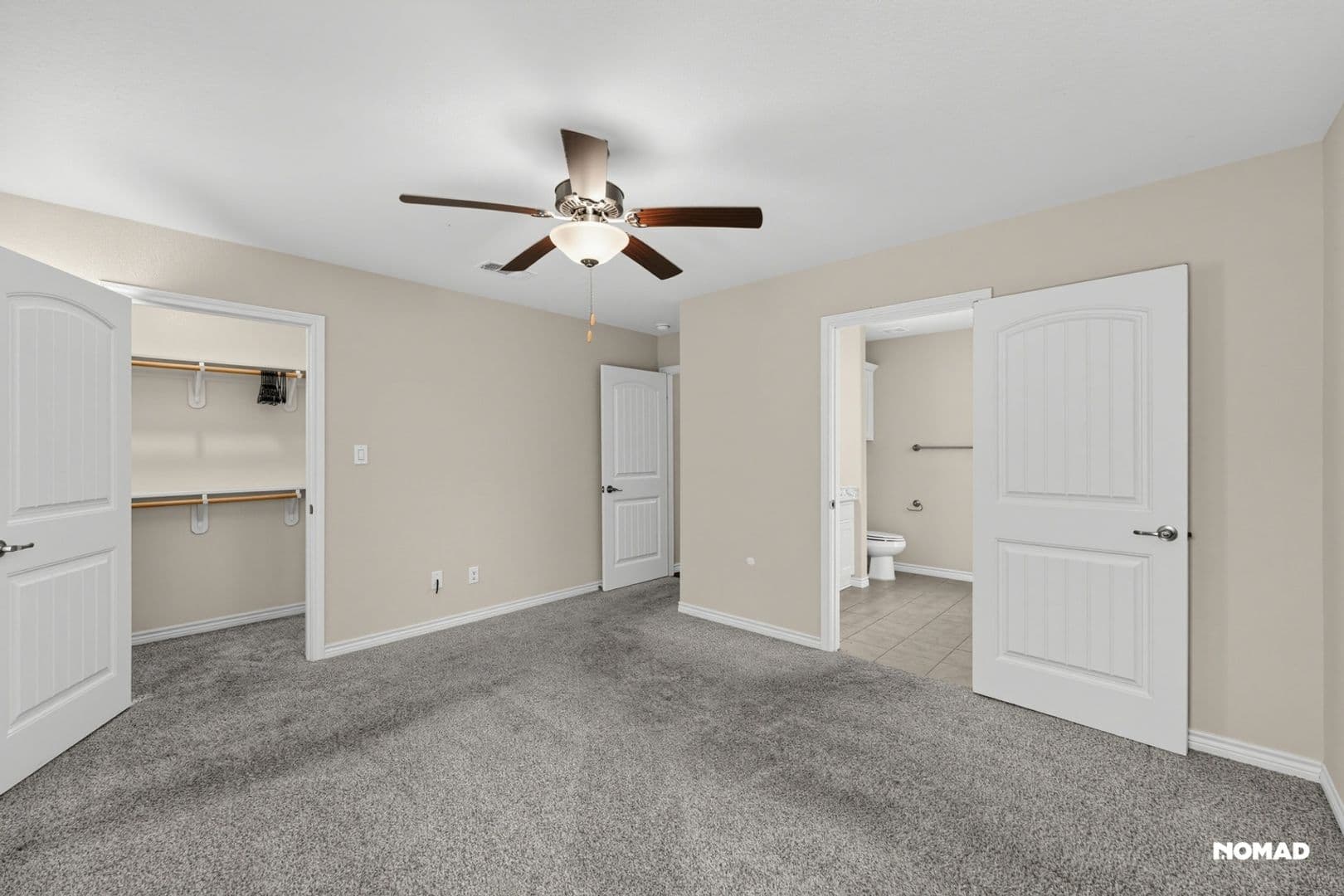 Runaway Bay House: 205 Shady Oaks Dr