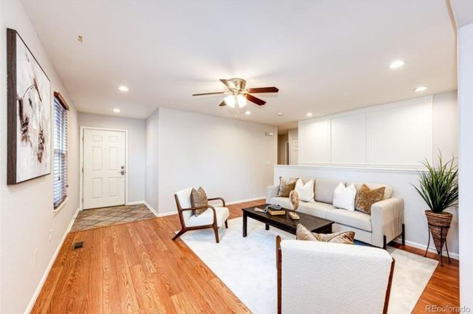 Englewood House: 16475 E Phillips Pl
