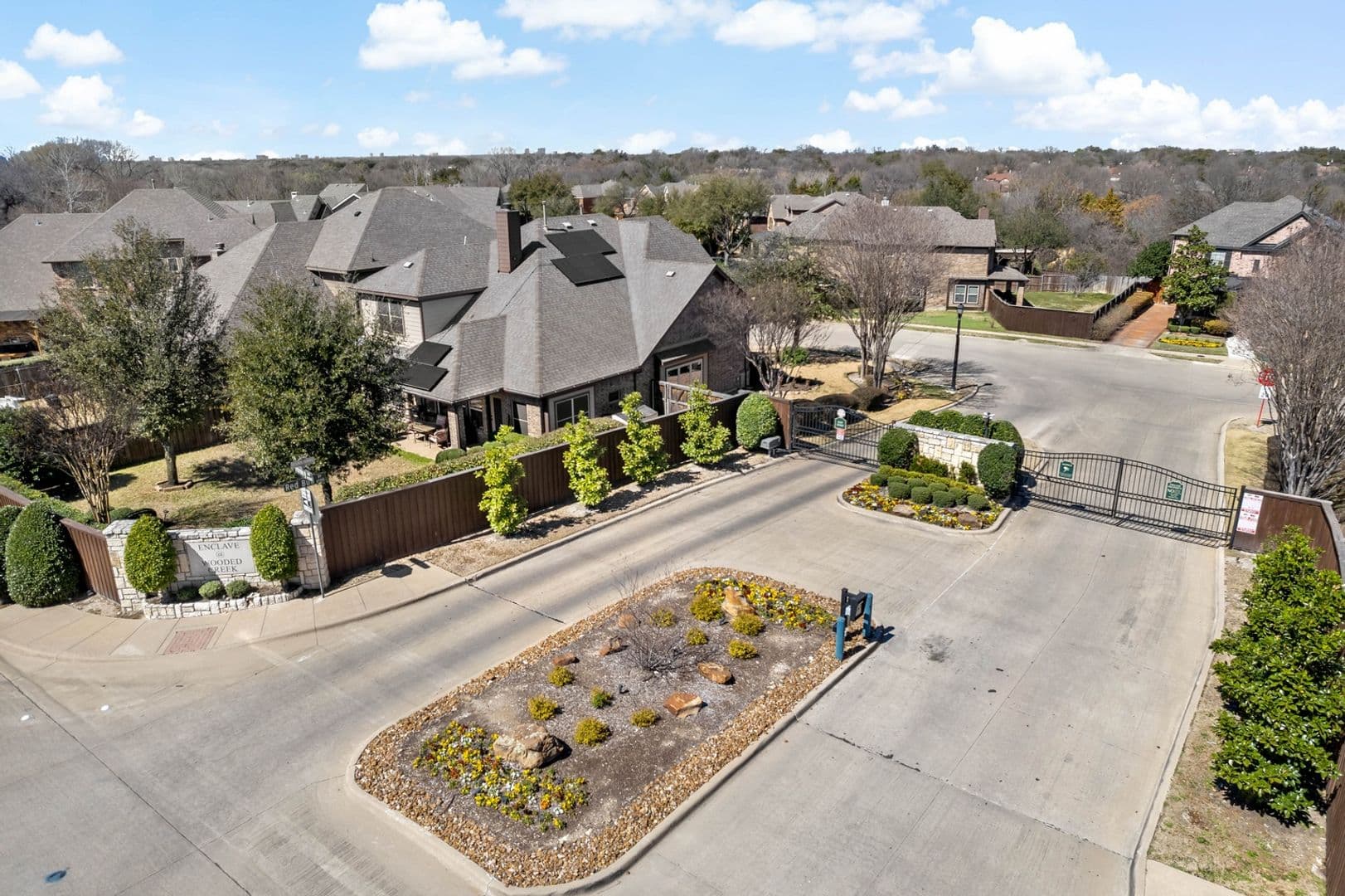 Dallas House: 6523 Prairie Flower Trl