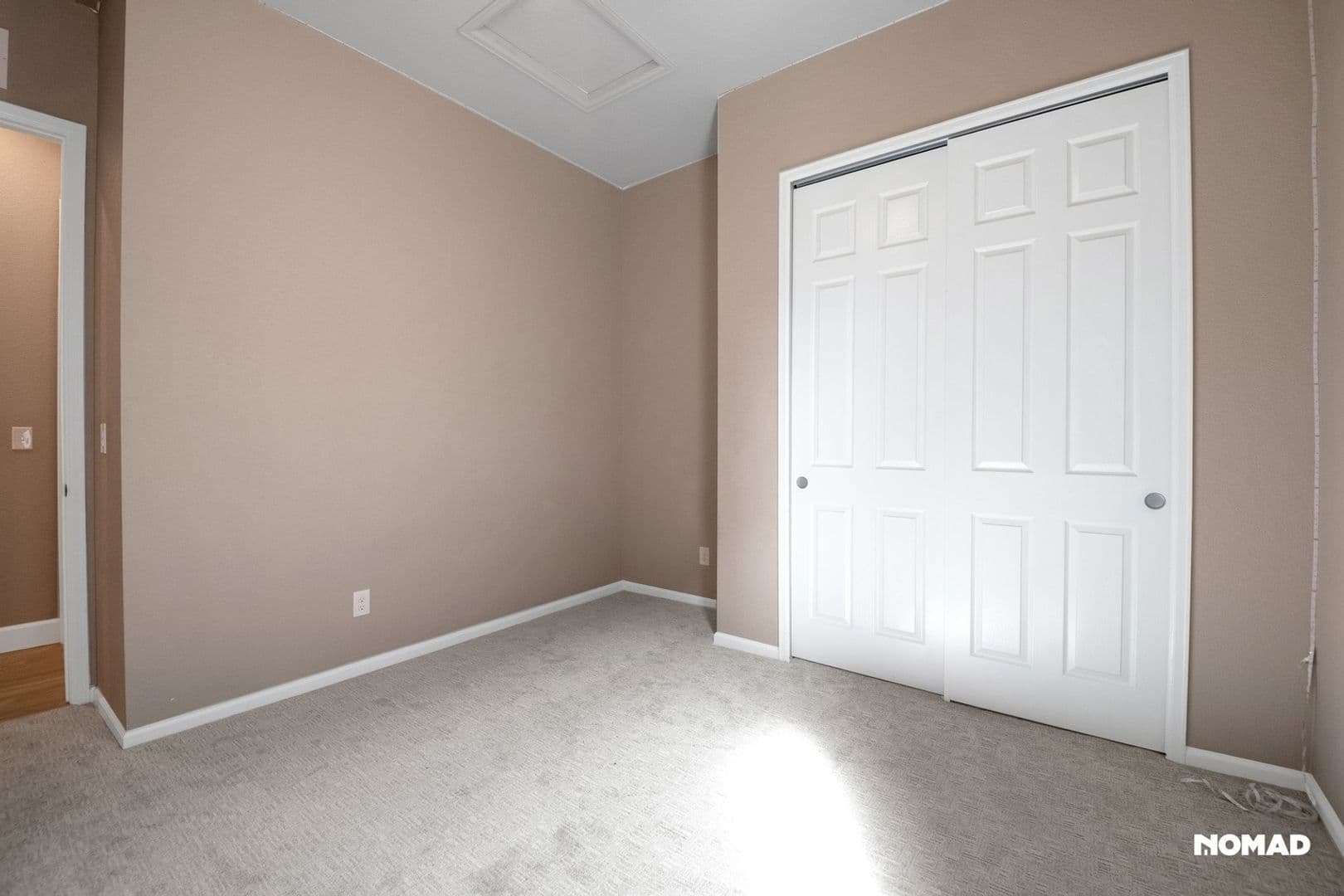 Aurora House: 26926 E Davies Pl