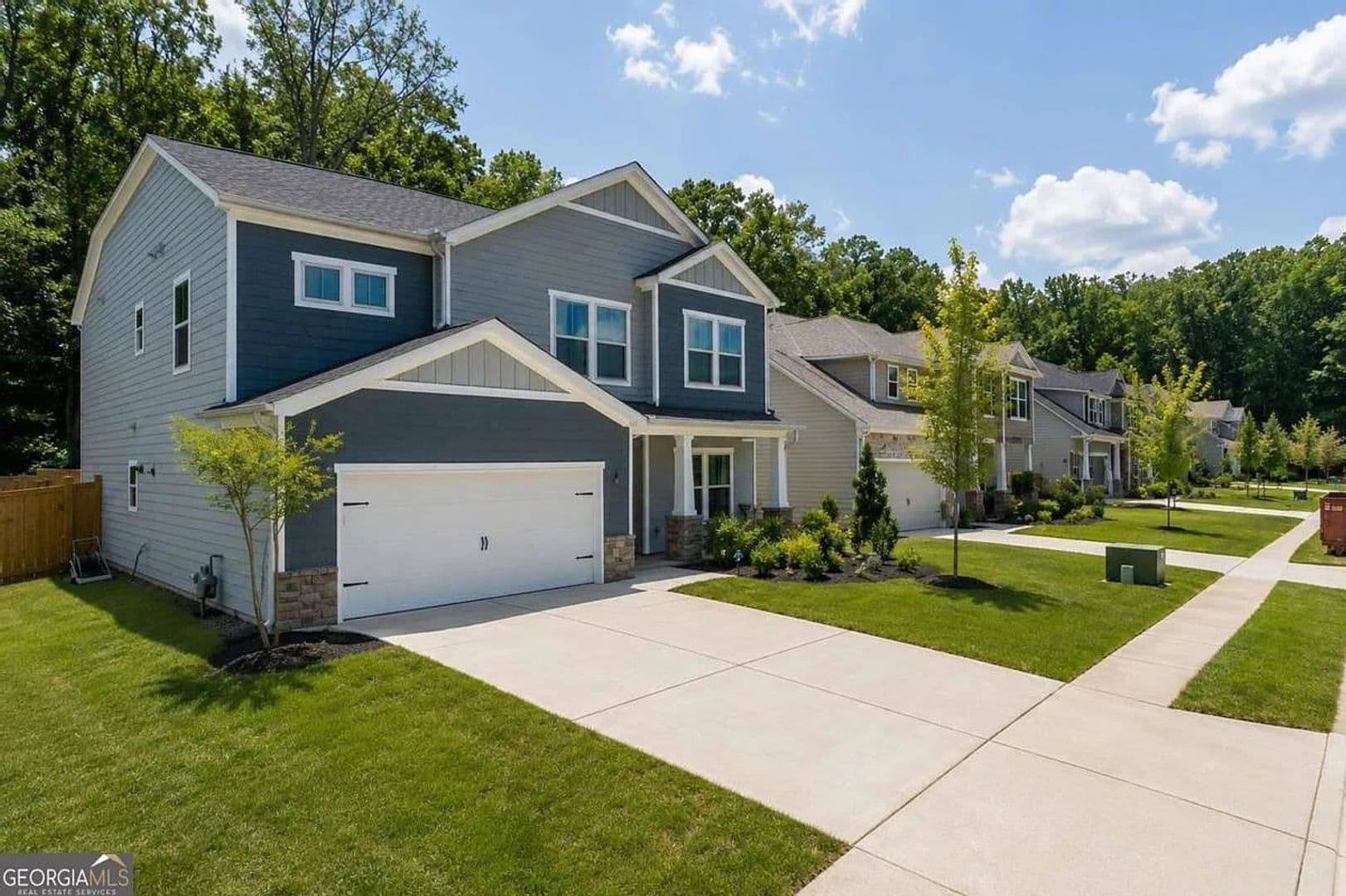 Mableton House: 1099 Hibiscus Way SW