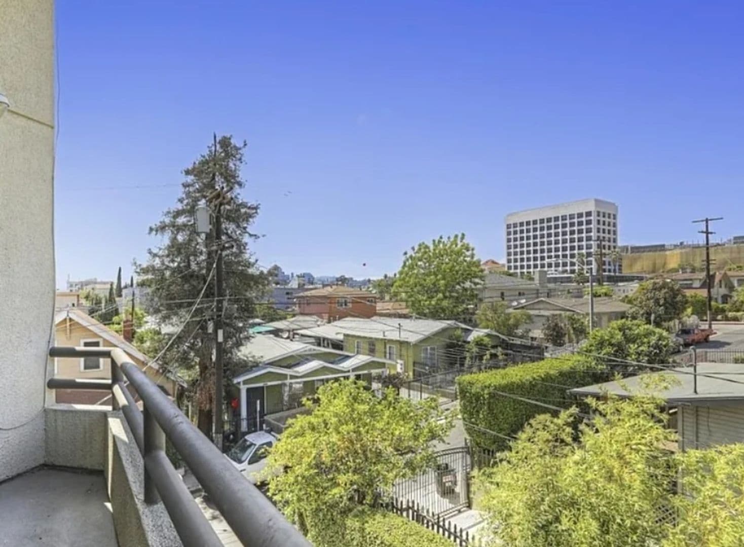 Los Angeles Condo: 4567 Lexington Ave