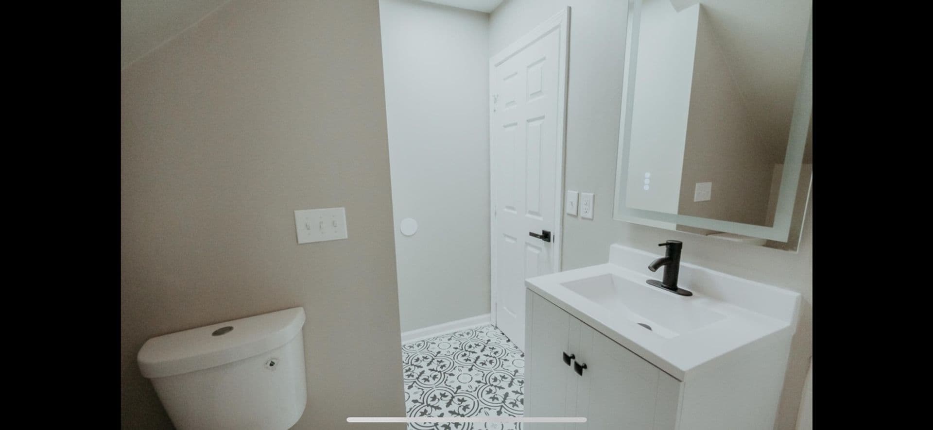 Louisville Townhome: 637 S 44th St