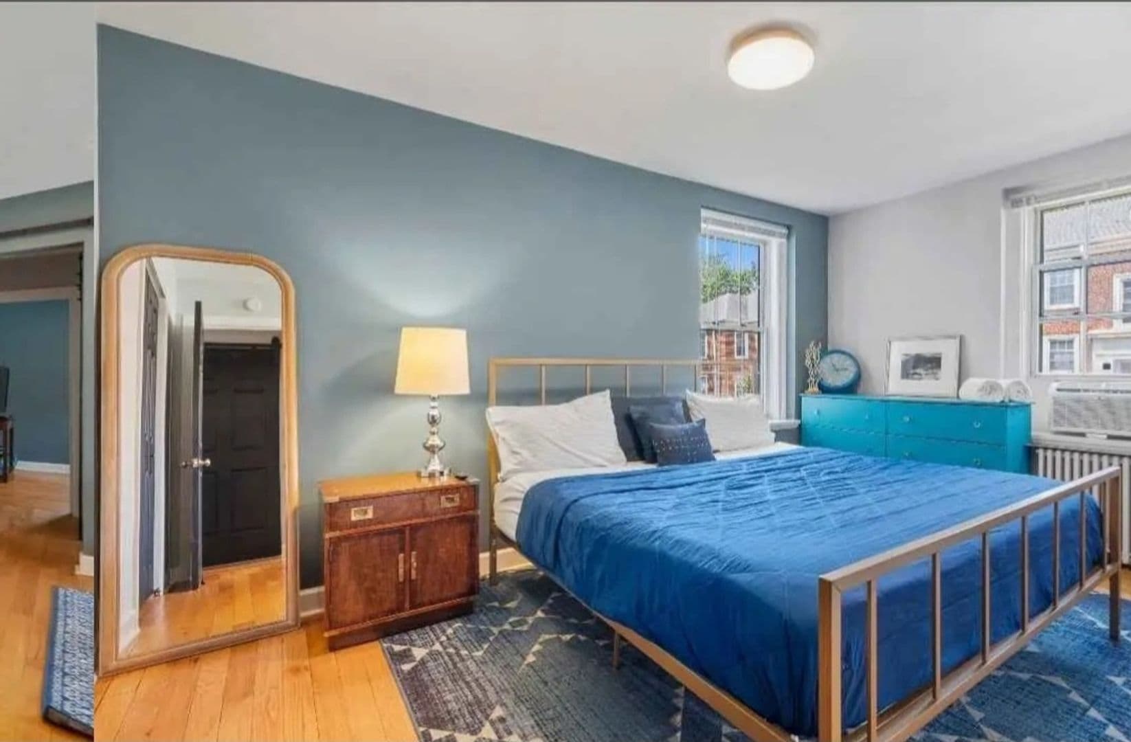 Washington Condo: 2716 29th St Se
