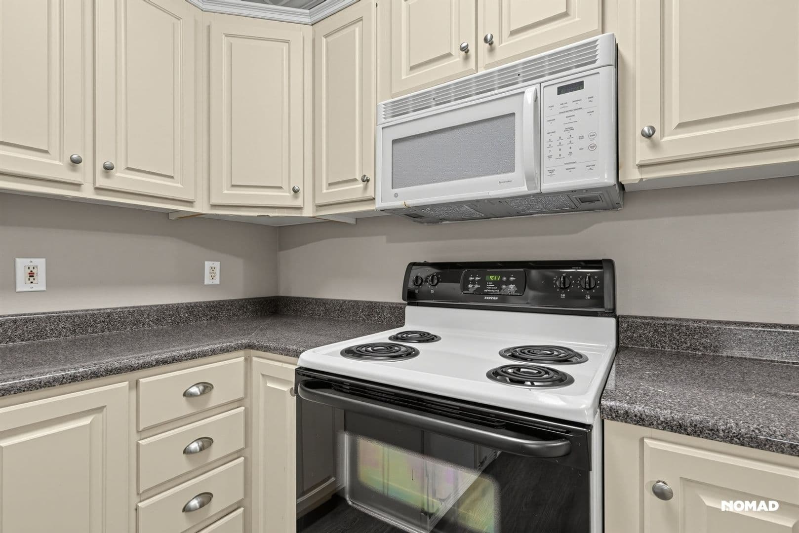 Athens Condo: 460 Barnett Shoals Rd