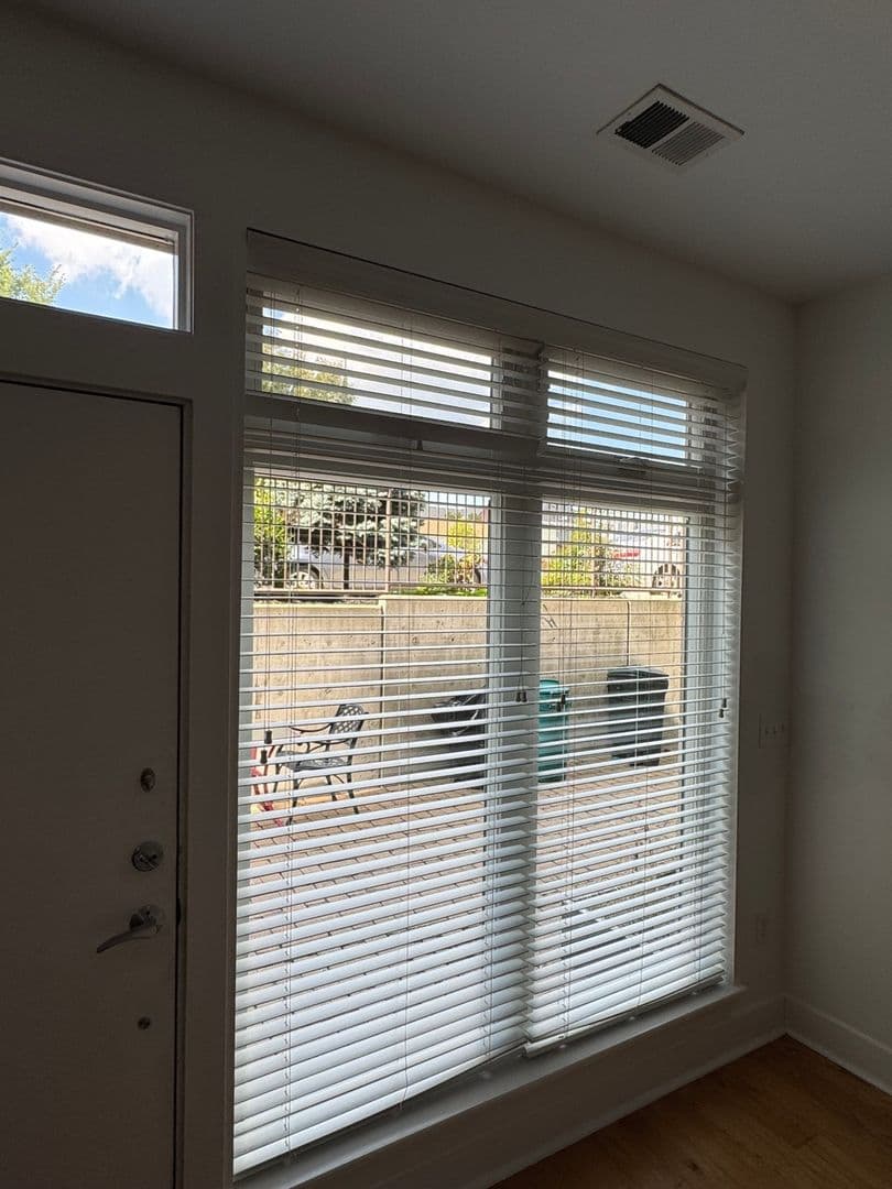 Louisville Condo: 413 Hancock Green Pl