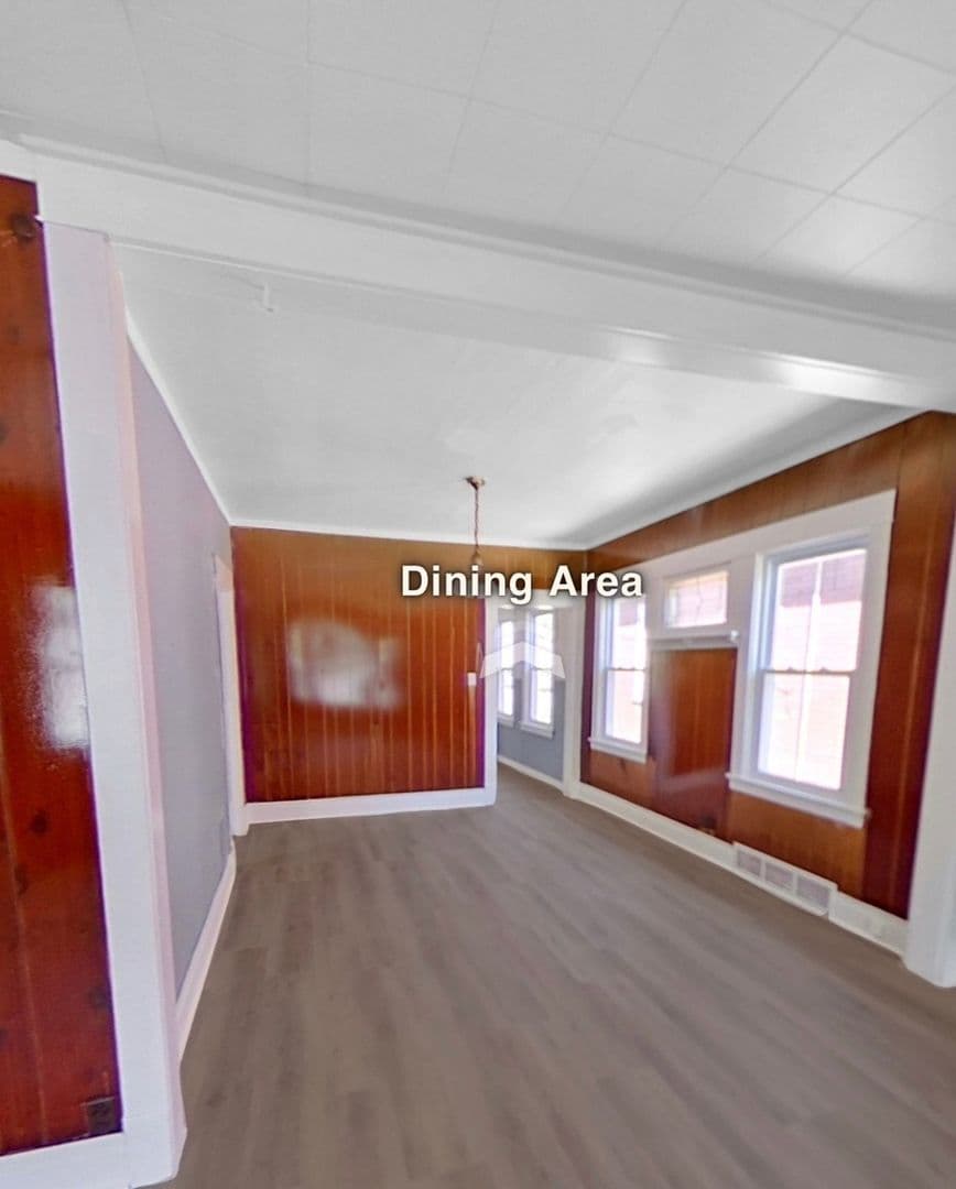 Buffalo House: 42 Bickford Ave