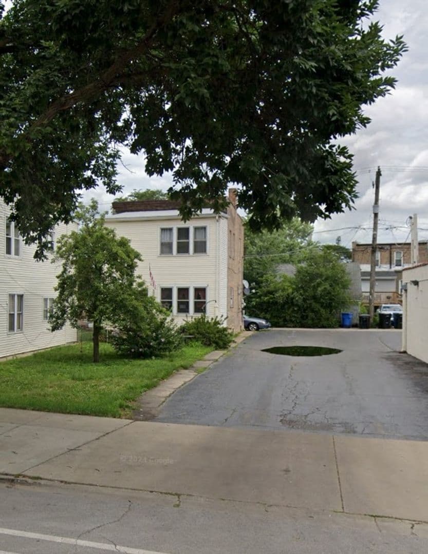 Chicago Townhome: 13243 S Baltimore Ave
