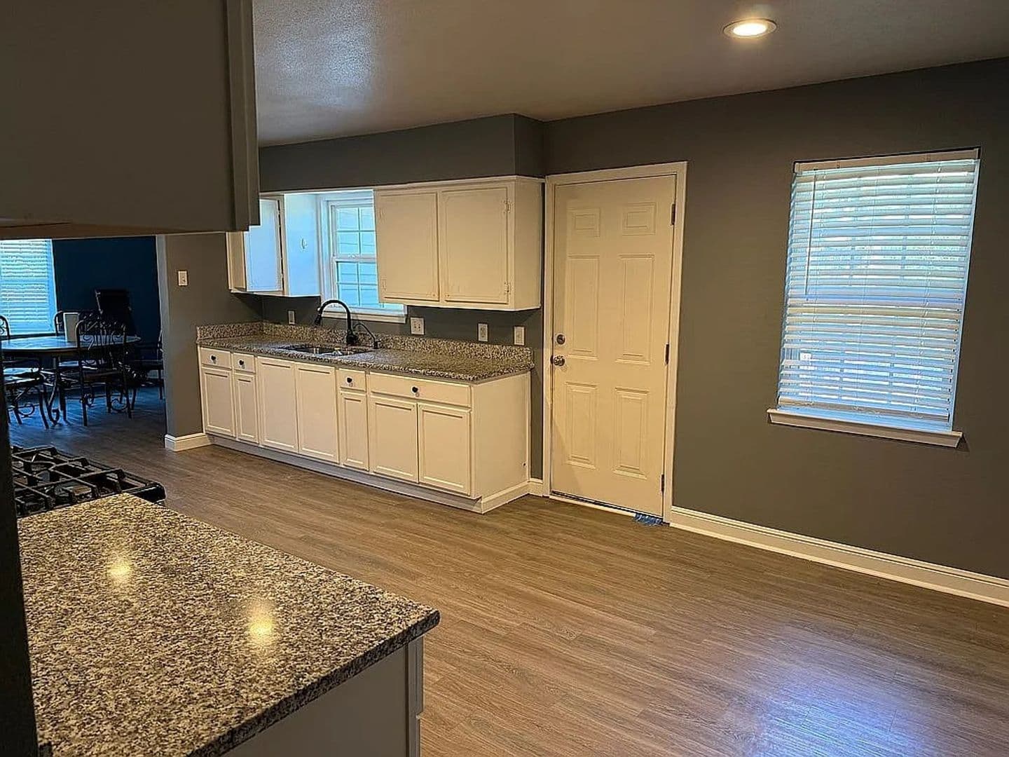 Rockwall House: 834 Nash St