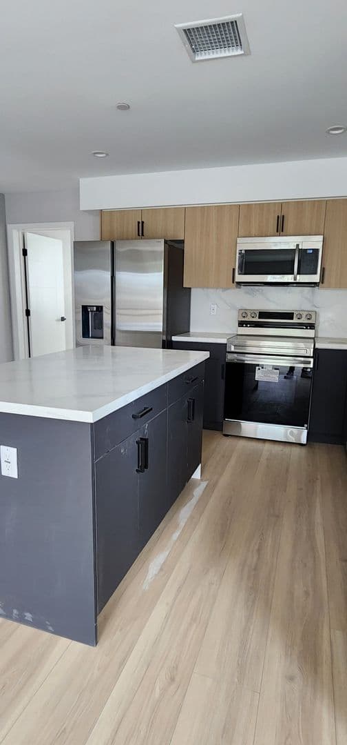 North Hollywood Townhome: 5729 N Klump Ave