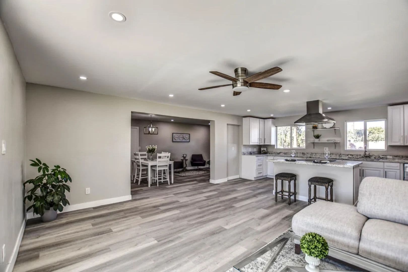 Phoenix House: 7332 N 17th Ave