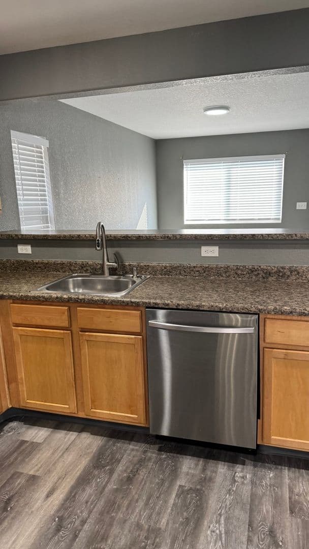 Denver House: 18607 E 45th Pl