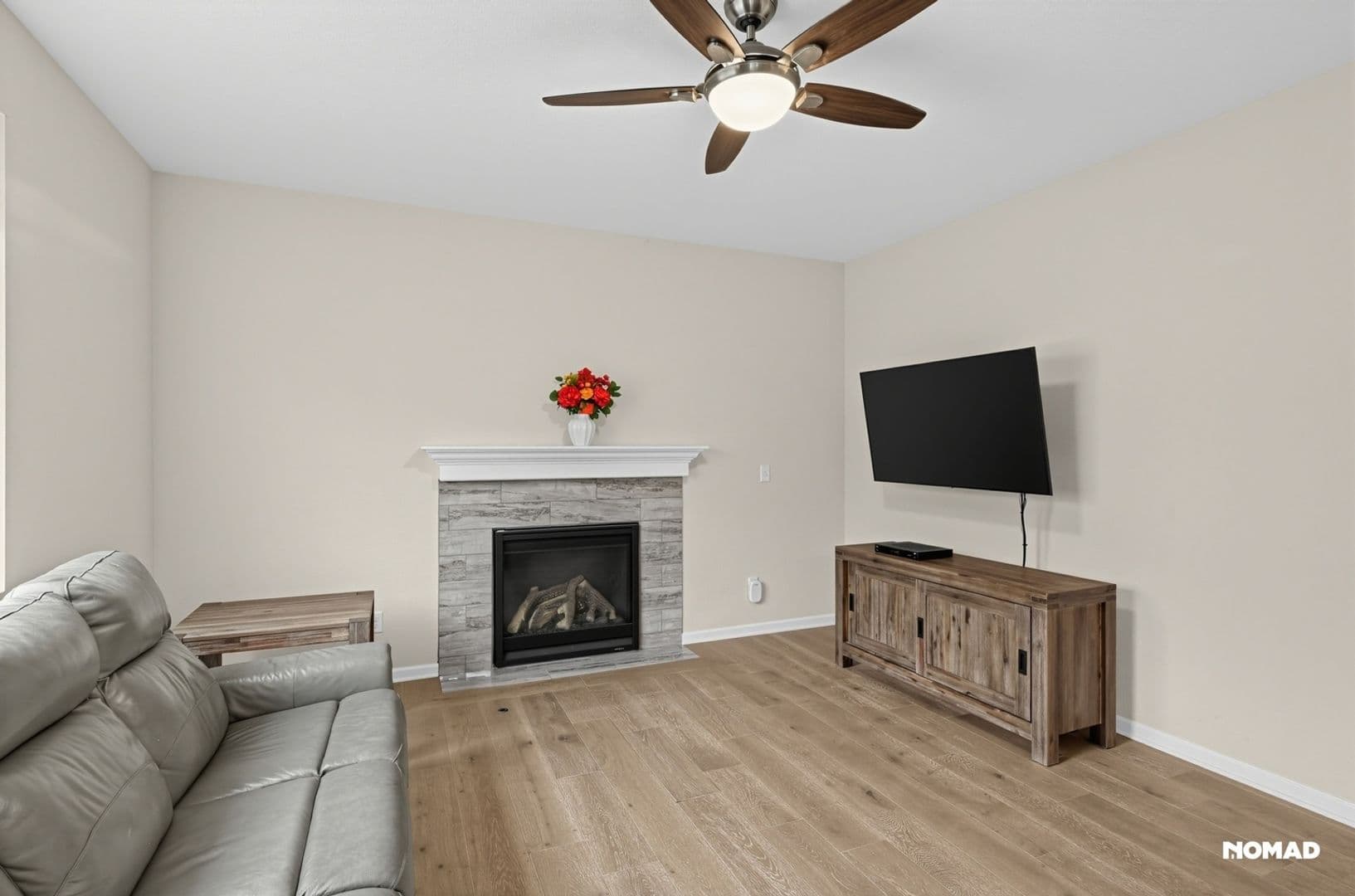 Aurora House: 7281 S Old Hammer Way