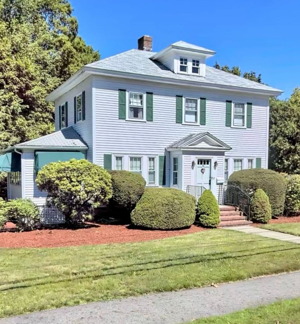 Andover House: 72 Elm St