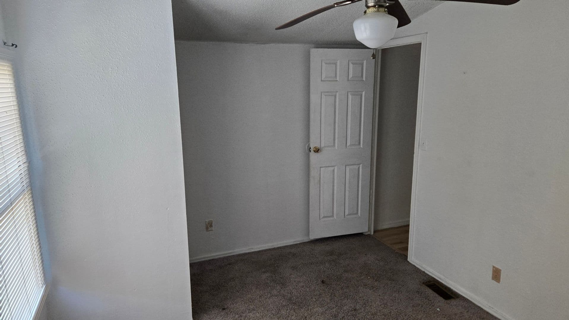 Fresno House: 617 Hickory St