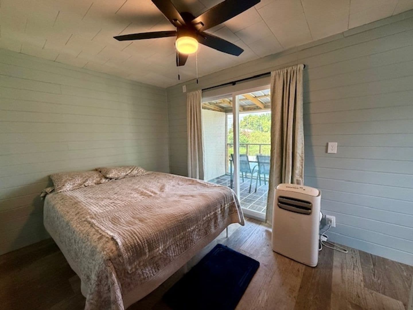 Cocoa House: 5749 Lake Poinsett Rd