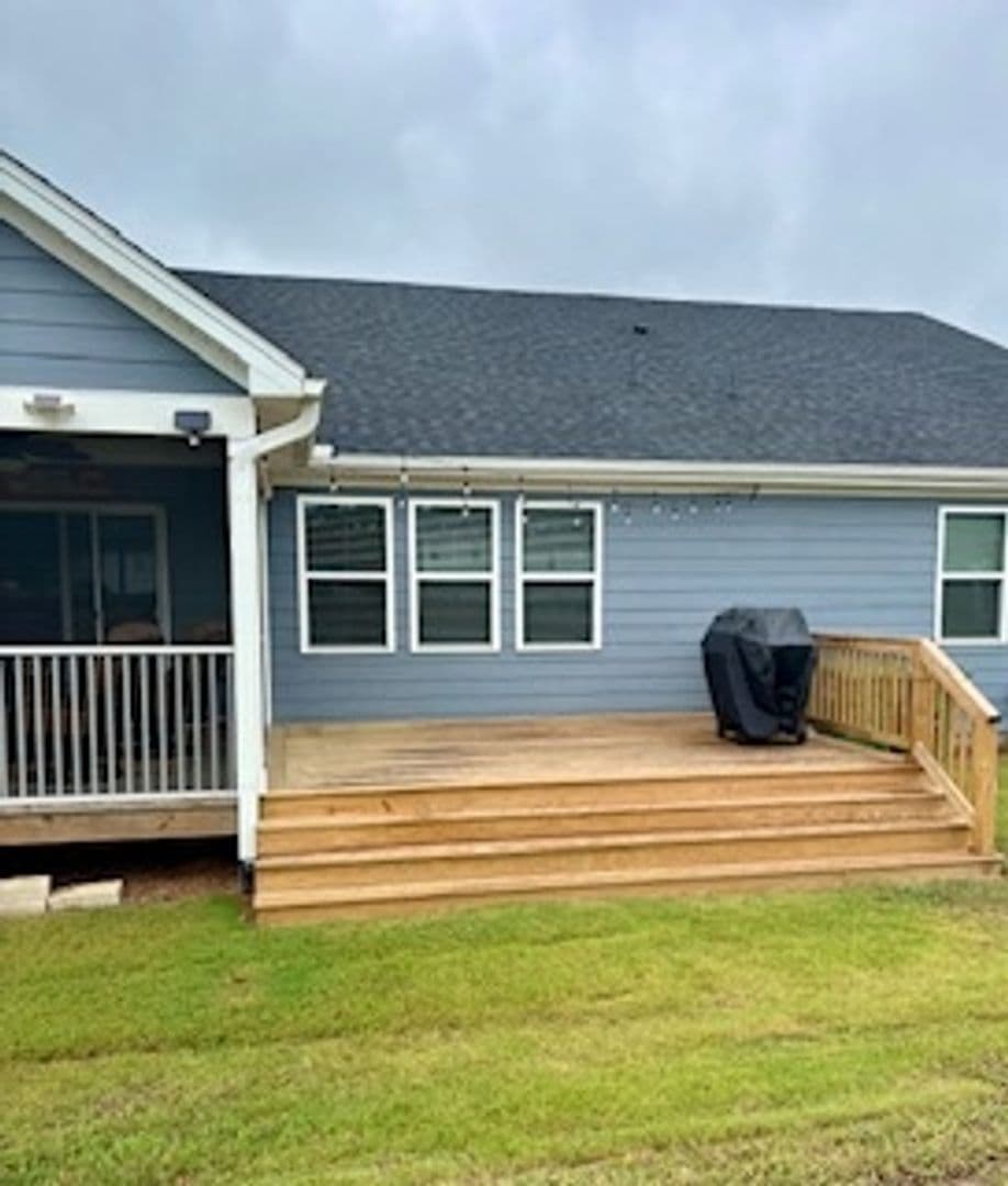 Willow Spring House: 1612 Willow Landing Way