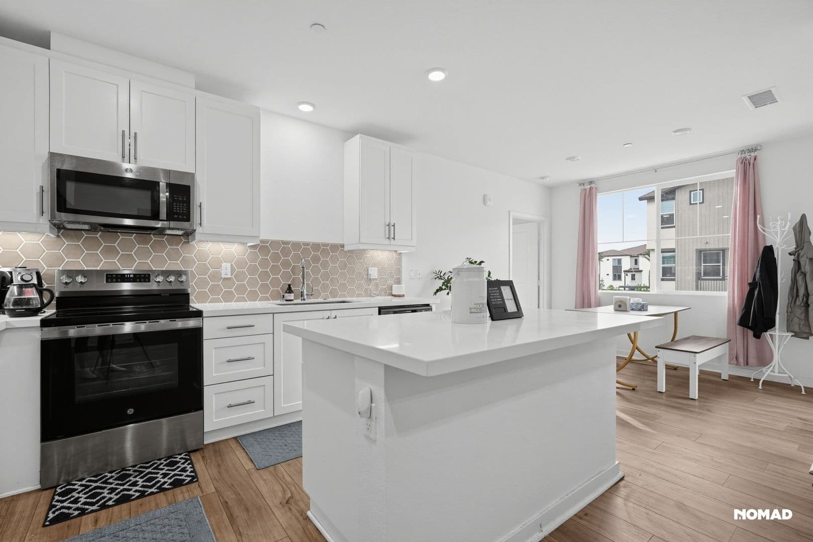 Eastvale Condo: 12962 Lassen Dr
