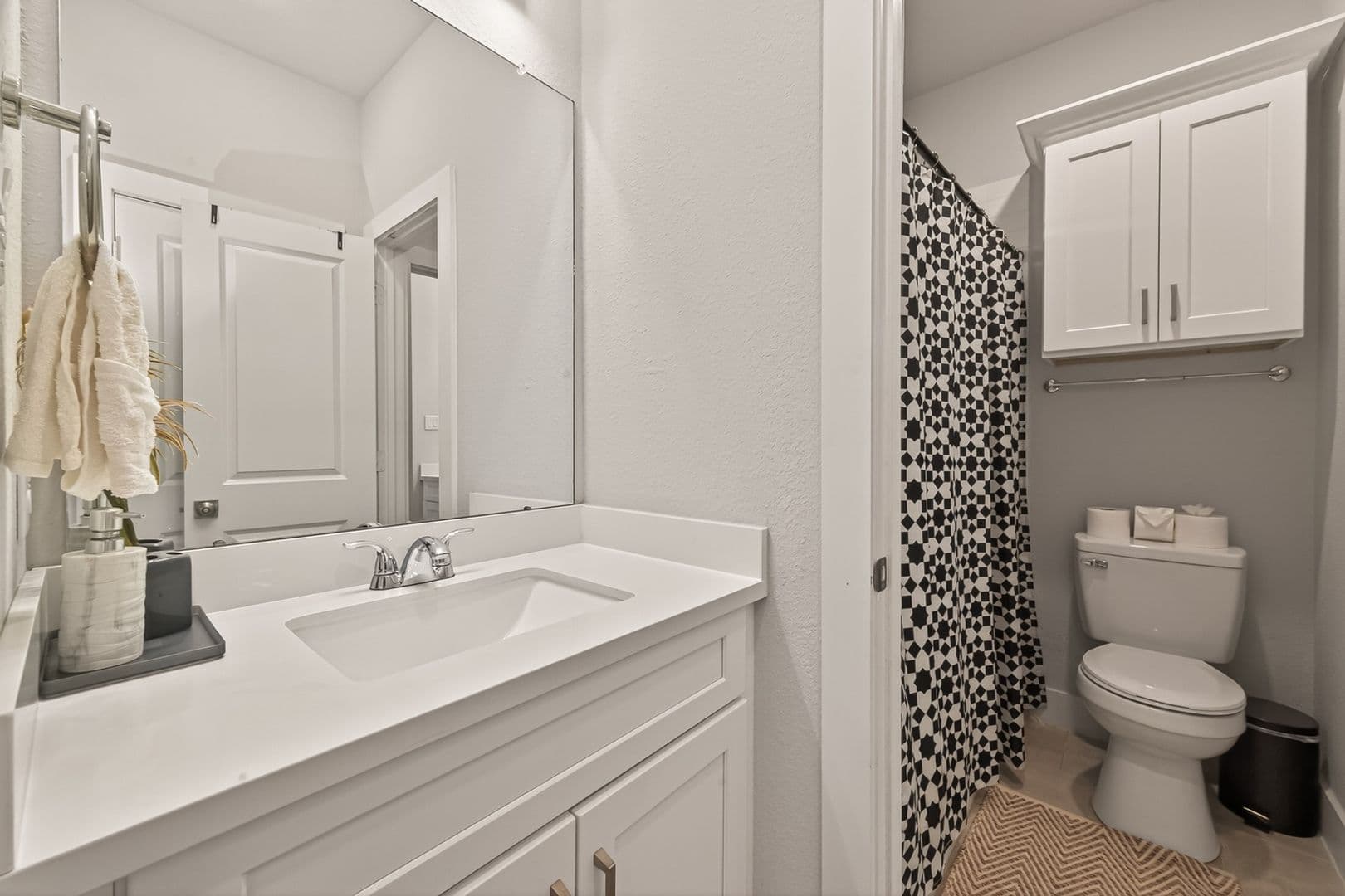 Houston Townhome: 4221 Galesburg St