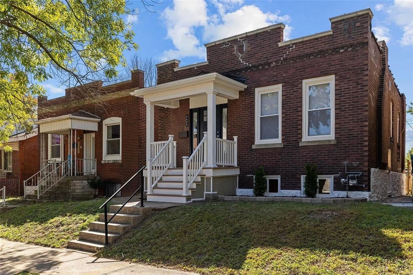 Saint Louis House: 4406 Ellenwood Ave