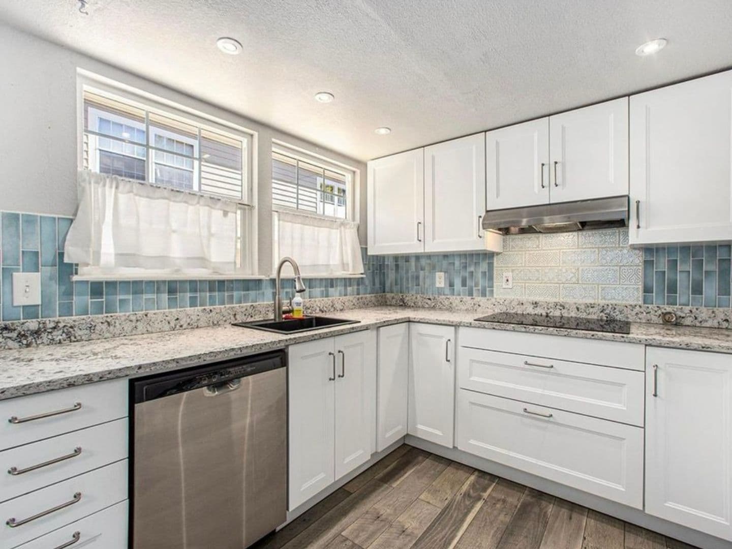 Littleton Townhome: 329 W Jamison Cir