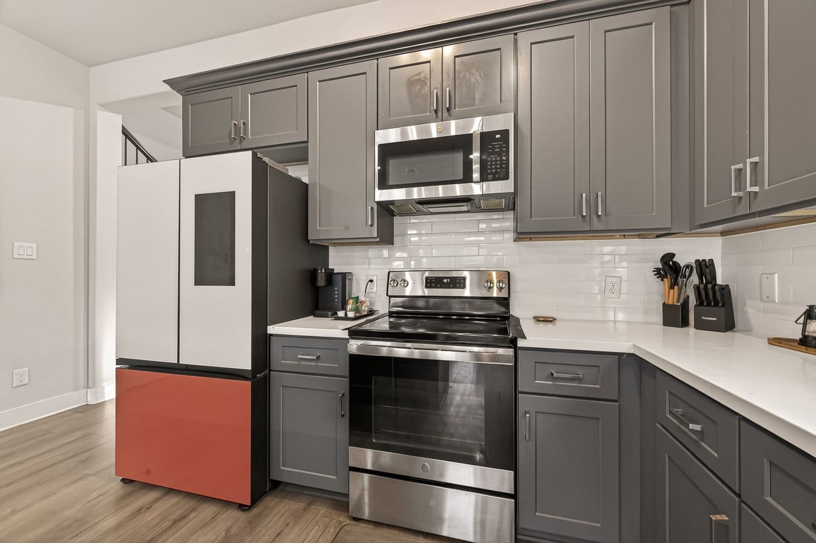 Houston Townhome: 4221 Galesburg St