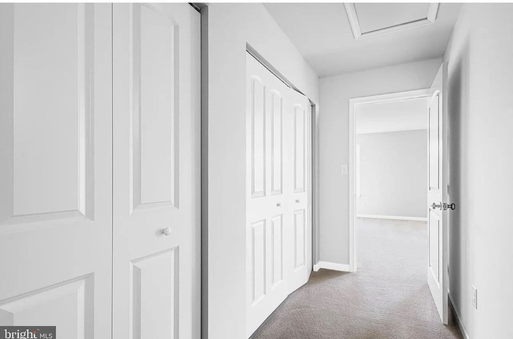 Newark Townhome: 621 S Twin Lakes Blvd
