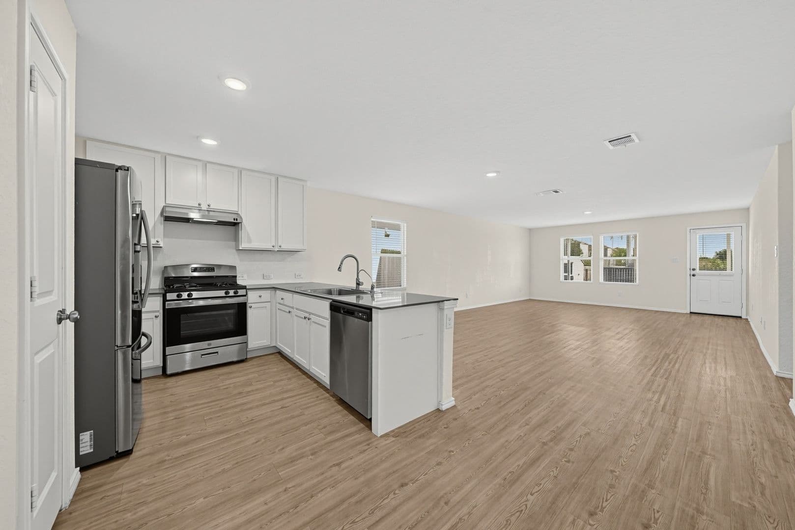 San Antonio House: 4527 Azure Pl