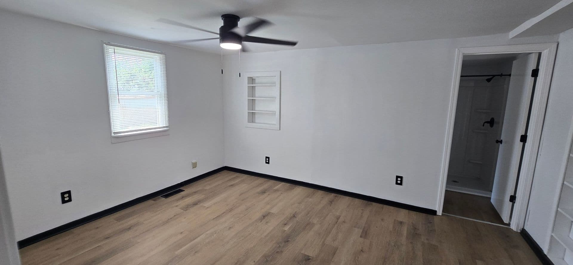 Louisville House: 2612 Franklin Ave