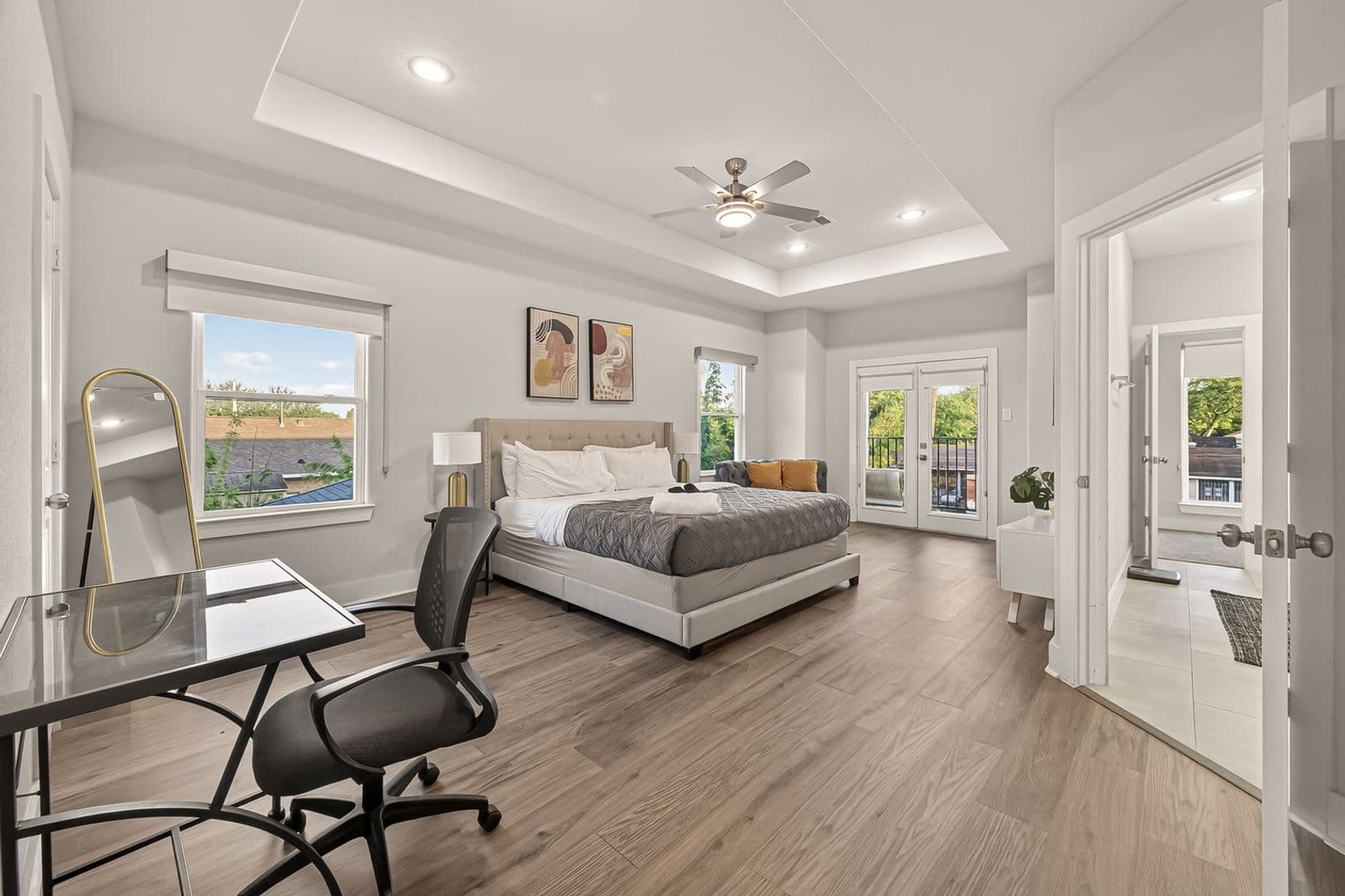 Houston Townhome: 4221 Galesburg St