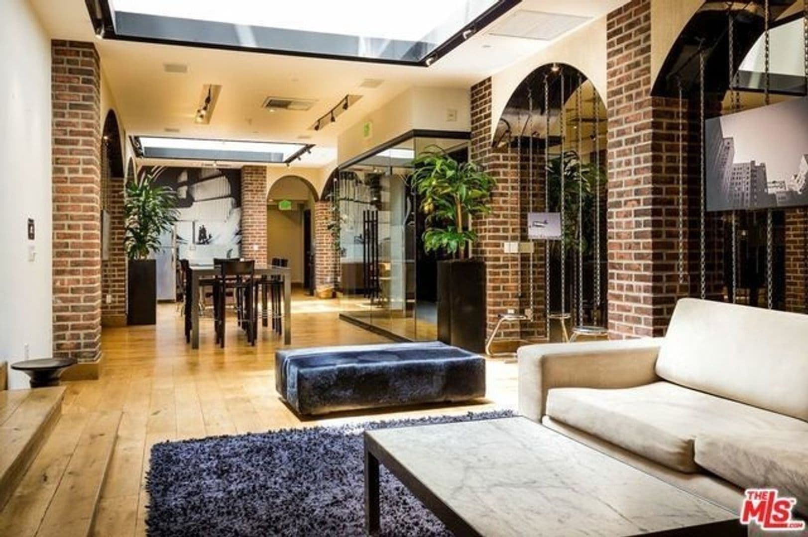Los Angeles Condo: 460 S Spring St