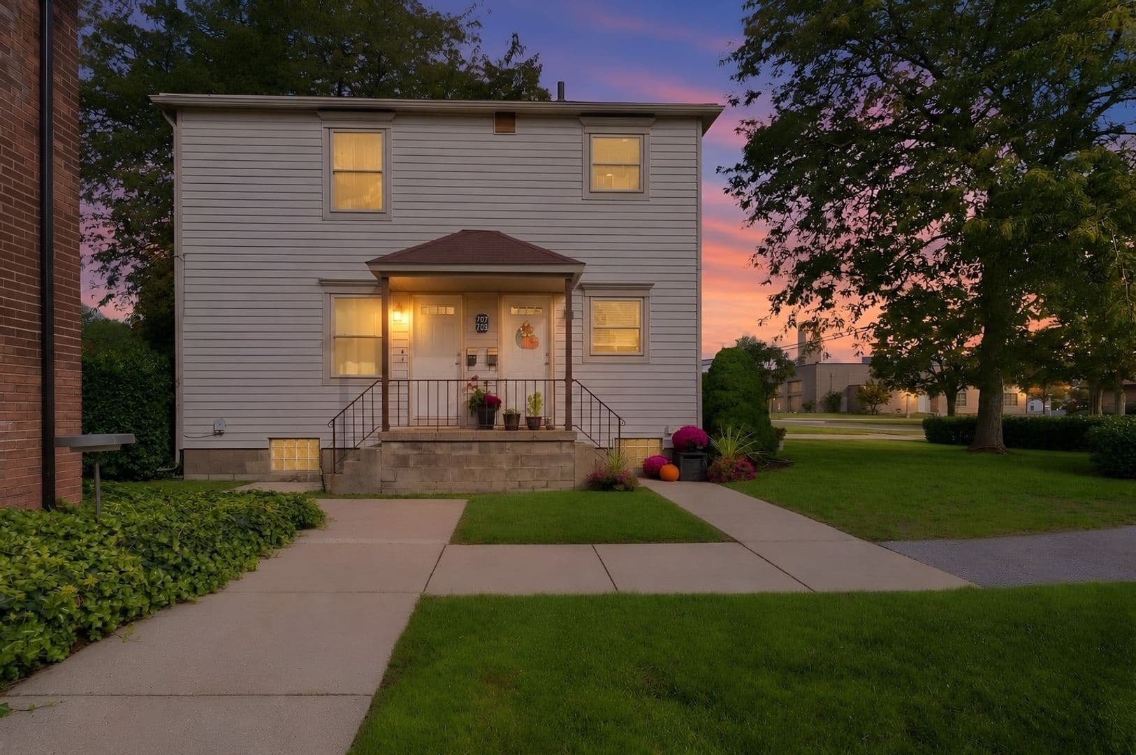 Grand Haven Condo: 709 S Despelder St