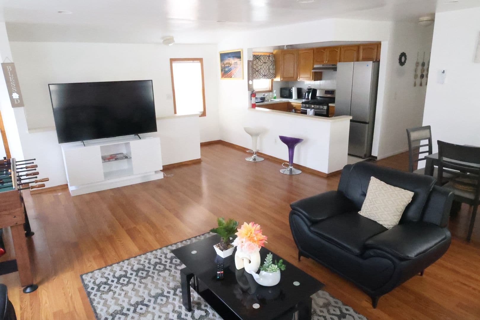 Springfield Gardens Townhome: 23038 147th Ave