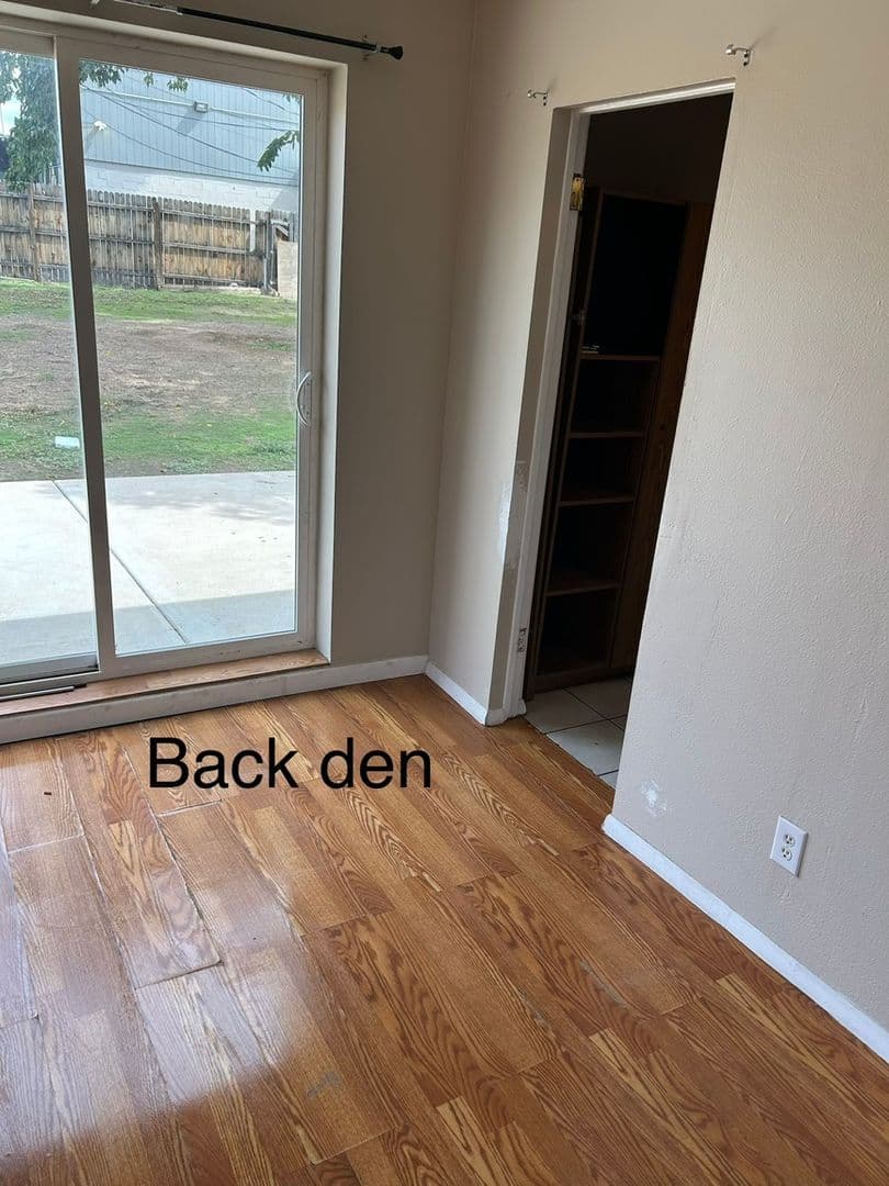 Albuquerque House: 2534 Cagua Dr NE